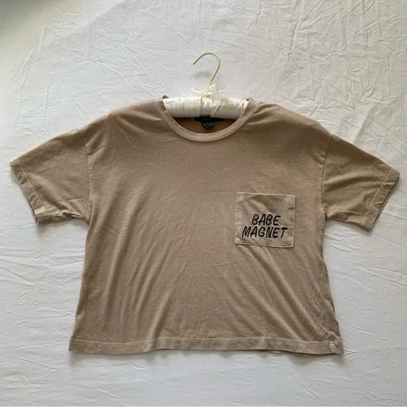 Babe Magnet Tan Cropped Tee - Picture 2 of 6